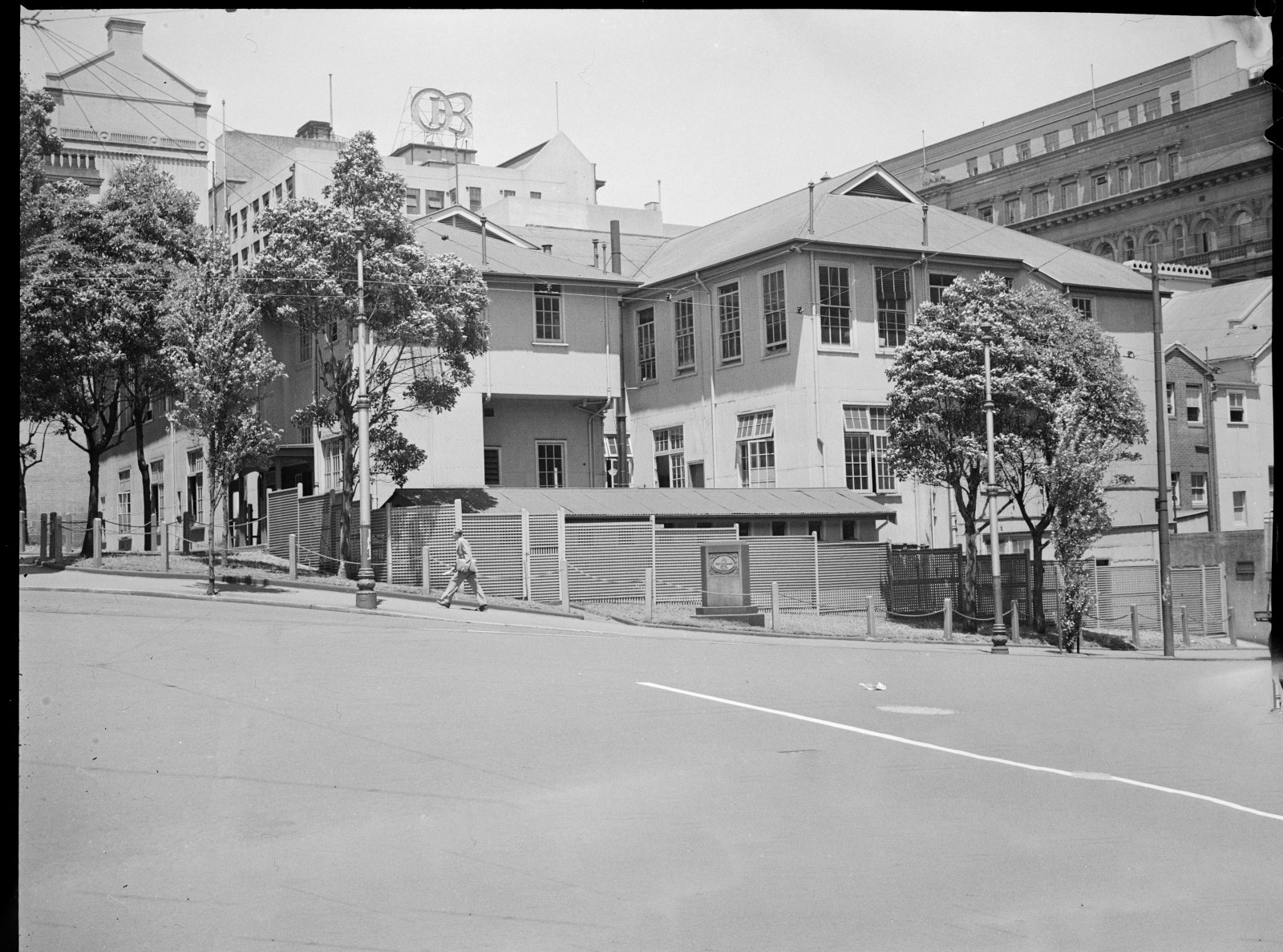 The Department of Public Works building on the site of the first Government House, photographer Robert Rice, 16 November 1949. Mitchell Library, State Library of NSW: ON 388/Box 002/Item 038