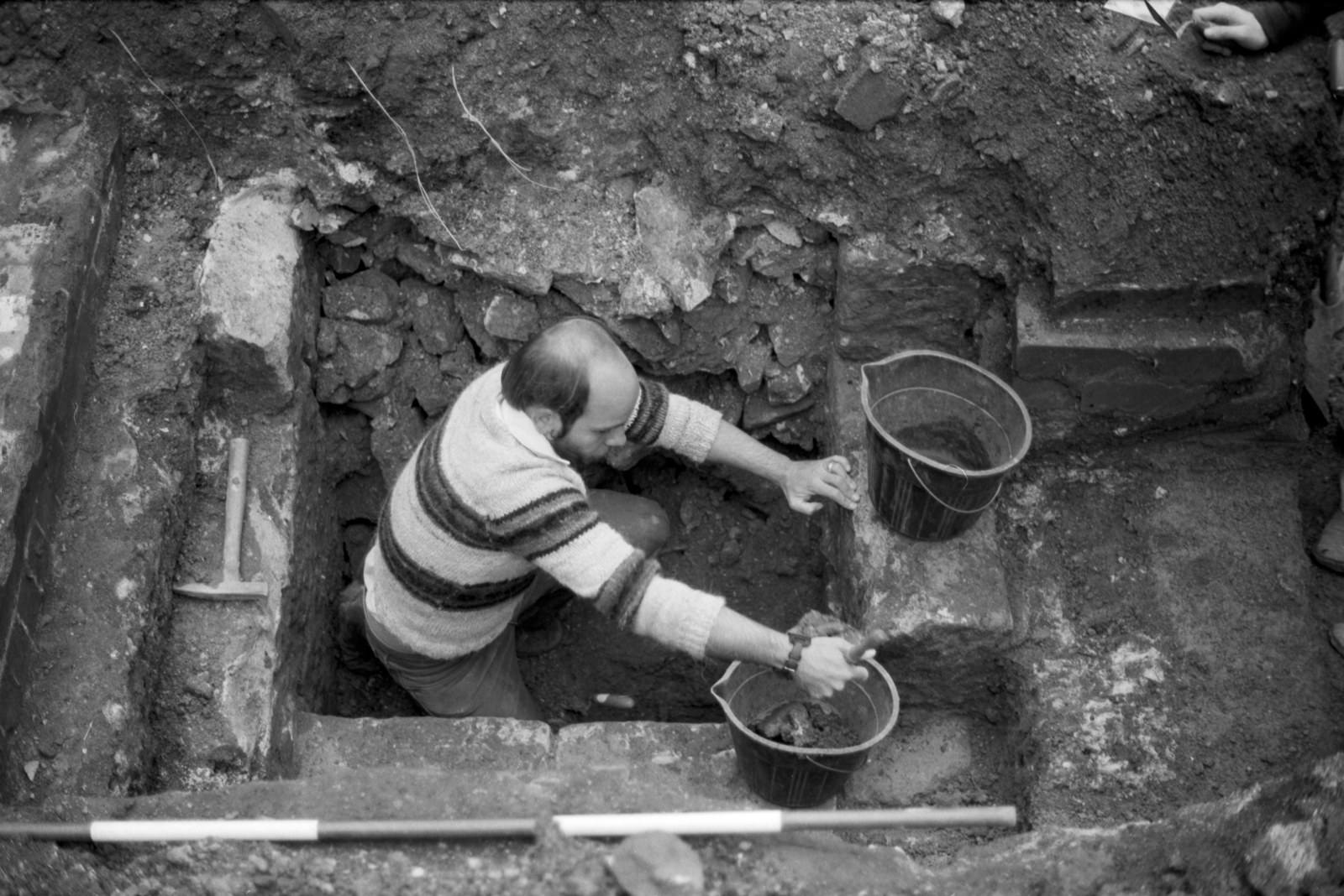 Archaeologist Dani Petocz excavating at Hyde Park Barracks, 1981.