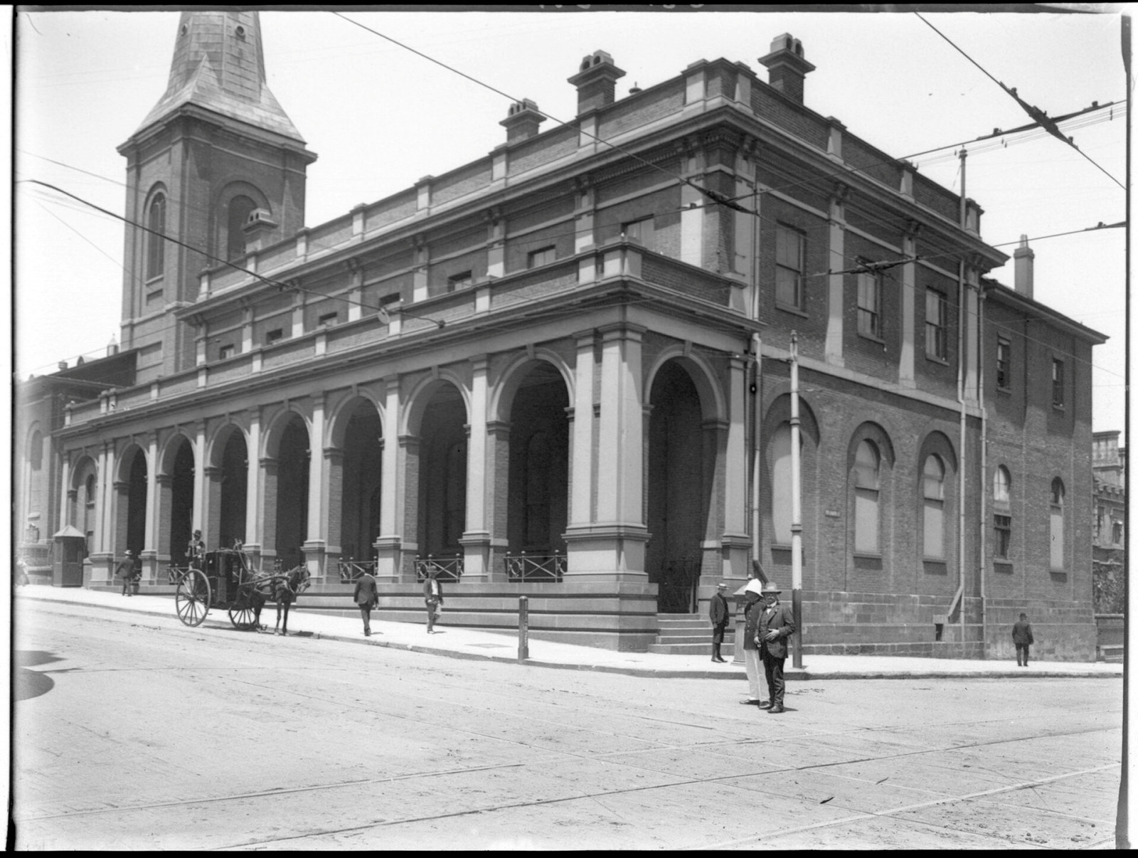 Government Printing Office; NRS 4481, Glass negatives. NRS-4481-3-[7/15883]-M2439 | Government Printing Office 1 - 30700 - Supreme Court, King and Elizabeth Streets, Sydney [From NSW Government Printer series: City Views]