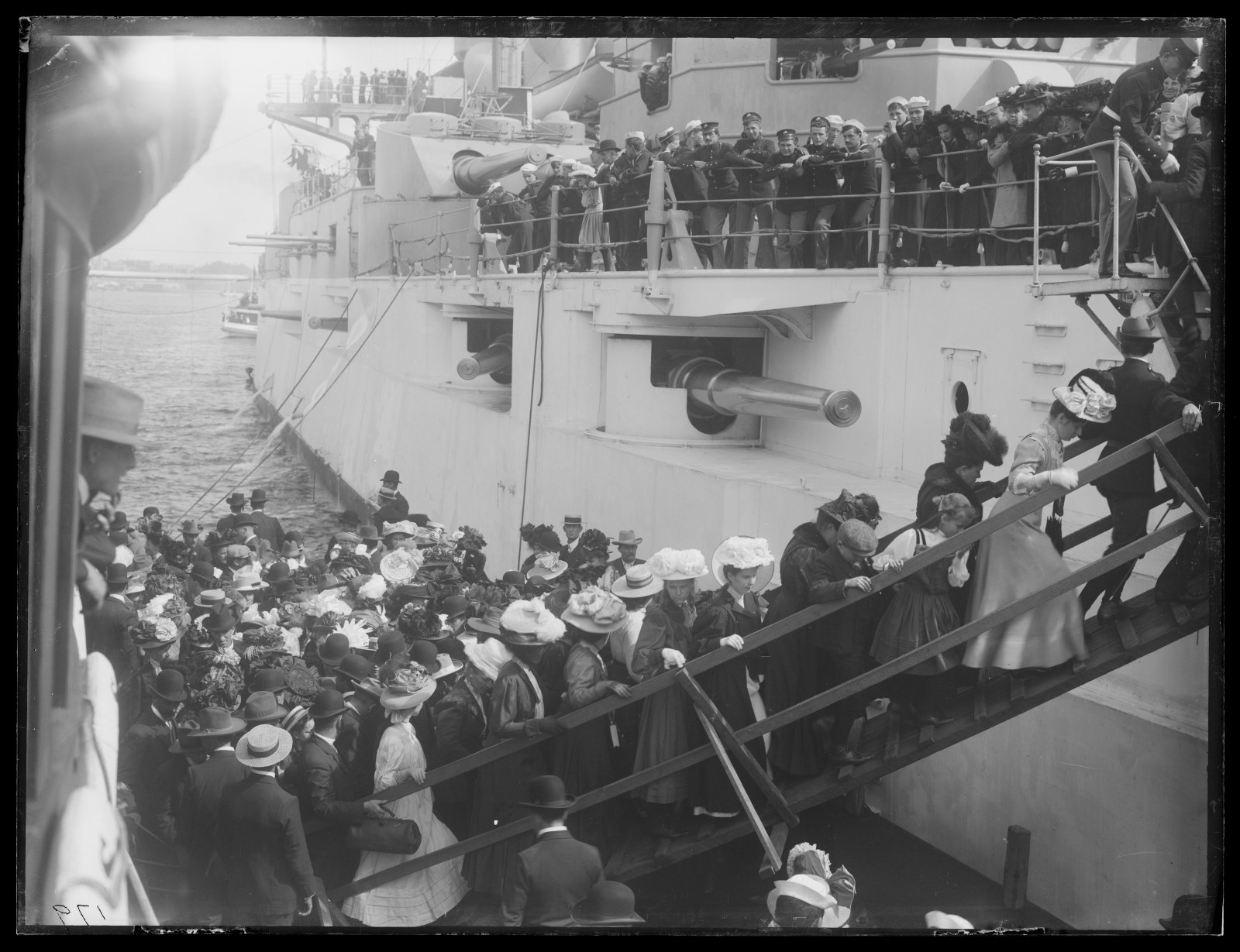 Government Printing Office d1_49280 - Visitors boarding "Connecticut" [From NSW Government Printer series: American Fleet Visit], 1908