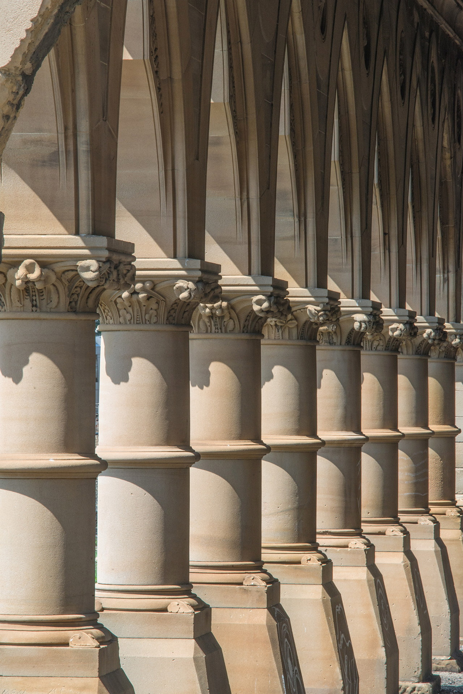Trackside arches at Mortuary Station