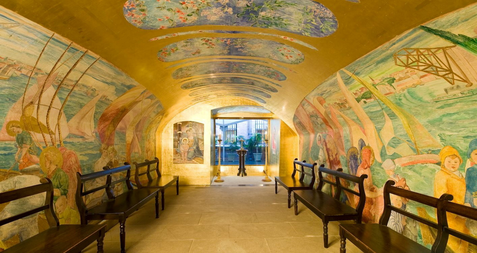 St James' King Street Children's Chapel